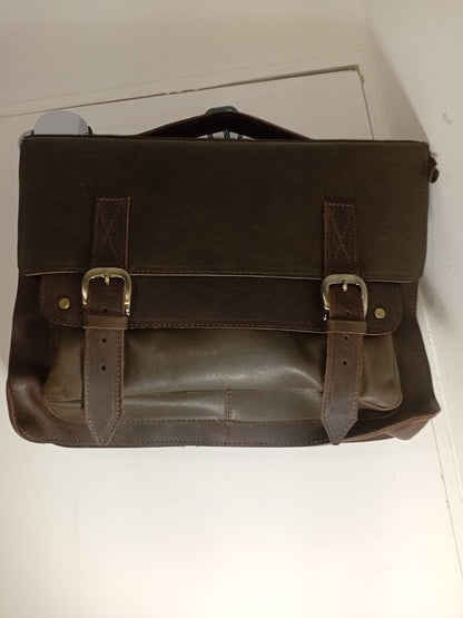 Maletín clásico de cuero-unisex